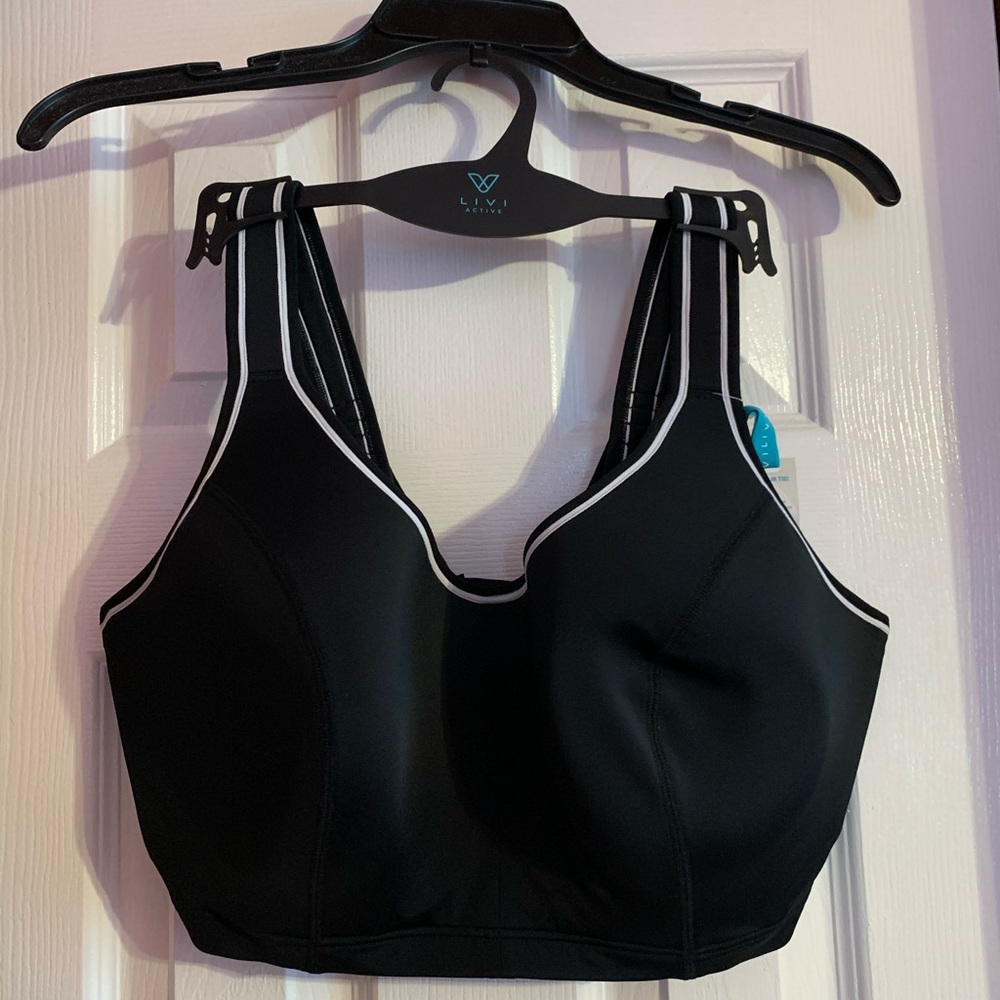 Women’s Sports Bra